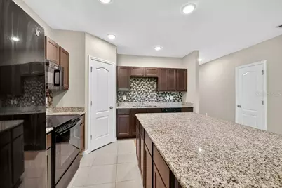 3842 Hampstead Lane, Lakeland, FL 33810 - Photo 12