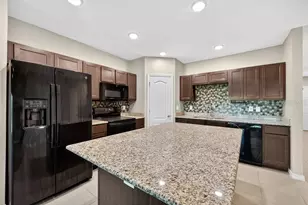 3842 Hampstead Ln, Lakeland, FL 33810 - Photo 10