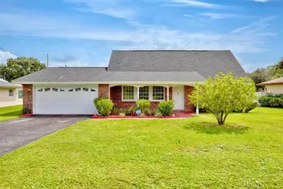 3818 Medina Way, Sebring, FL 33875 - Photo 2