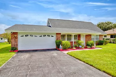 3818 Medina Way, Sebring, FL 33875 - Photo 1