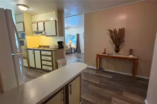 520 Skyline Dr W, Lakeland, FL 33801 - Photo 8