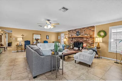 570 Villa Vista Boulevard, Lakeland, FL 33813 - Photo 6