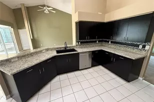 3522 Autumn Glen Dr, Valrico, FL 33596 - Photo 6