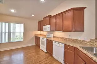 6654 Crescent Loop, Winter Haven, FL 33884 - Photo 10