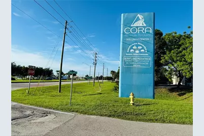 346 E Royal Palm Street, Lake Placid, FL 33852 - Photo 4