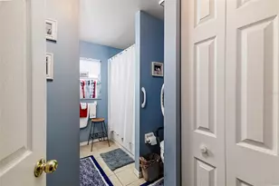1836 Prairie Dunes Cir N, Lakeland, FL 33810 - Photo 24