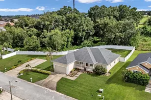 2756 Highlands Creek Dr, Lakeland, FL 33813 - Photo 1