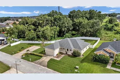 2756 Highlands Creek Drive, Lakeland, FL 33813 - Photo 2