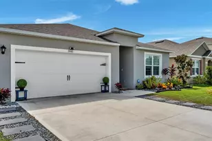 2442 Taloncrest Ct, Eagle Lake, FL 33839 - Photo 4