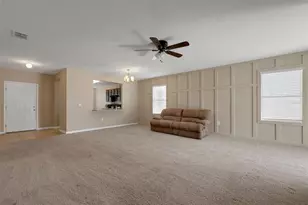 2162 Blue Highlands Dr, Lakeland, FL 33811 - Photo 4