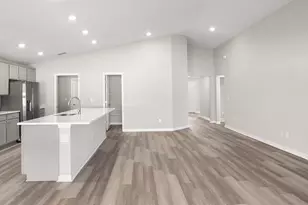 5521 Buckeye Bnd Dr, Saint Cloud, FL 34772 - Photo 4