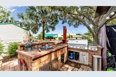 16357 Cherry Tree Court, Clermont, FL 34714 - Photo 6