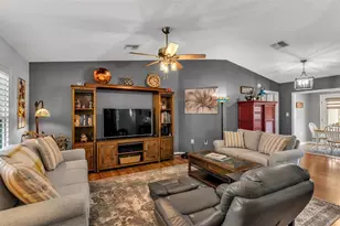 6096 Kittiwake Dr, Lakeland, FL 33809 - Photo 6