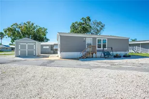 1 Beaverkill Dr, Lake Wales, FL 33898 - Photo 1