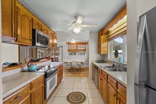 585 Sellars Dr, Lake Alfred, FL 33850 - Photo 4