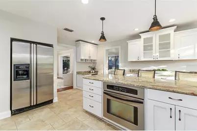 528 Laurel Lane, Lakeland, FL 33813 - Photo 10