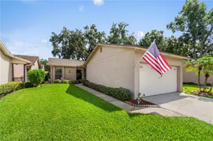 4304 Larrys Lagoon, Winter Haven, FL 33884 - Photo 2