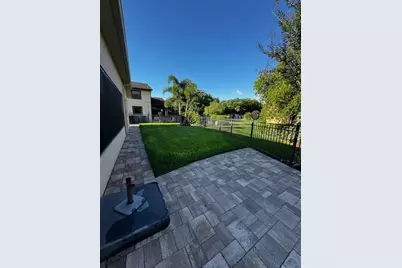 416 Motorcoach Drive S, Polk City, FL 33868 - Photo 4