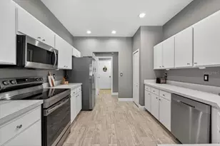 529 Tuscanny St, Brandon, FL 33511 - Photo 10