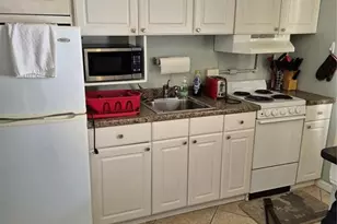 2117 Club Cir, Lakeshore, FL 33854 - Photo 6