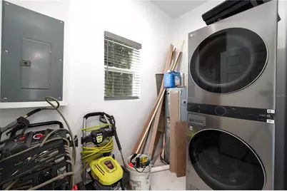 708 E Broadway Street, Fort Meade, FL 33841 - Photo 10