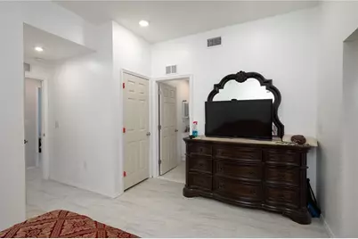 708 E Broadway Street, Fort Meade, FL 33841 - Photo 12