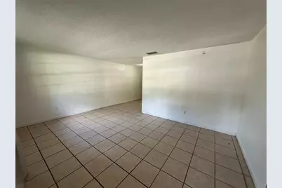 1008 Melrose Street #B, Seffner, FL 33584 - Photo 6