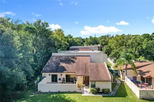 1880 N Crystal Lake Dr, Lakeland, FL 33801 - Photo 4