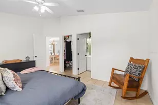 8160 S Canterbury Lake Blvd, Tampa, FL 33619 - Photo 18