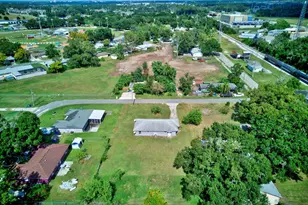 276 W Willow Ave, Eagle Lake, FL 33839 - Photo 36