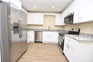 1111 Mercury Dr E, Lakeland, FL 33810 - Photo 10