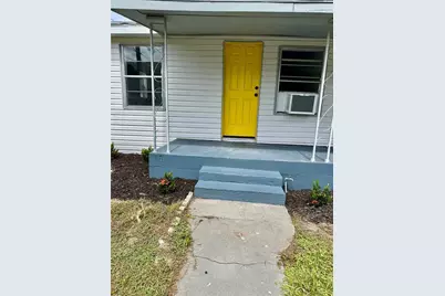 622 Booker Avenue #A B, Lake Wales, FL 33853 - Photo 2