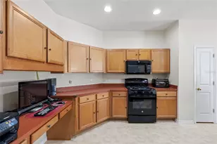 2763 Valencia Grove Dr, Valrico, FL 33596 - Photo 18