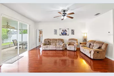 2763 Valencia Grove Drive, Valrico, FL 33596 - Photo 10