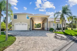 398 Nolane Ln, Polk City, FL 33868 - Photo 2