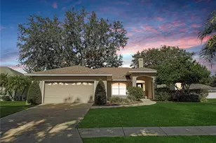 579 Powder Horn Row, Lakeland, FL 33809 - Photo 6