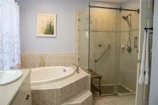 579 Powder Horn Row, Lakeland, FL 33809 - Photo 4