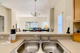 8410 Blue Lagoon Dr, Kissimmee, FL 34747 - Photo 10