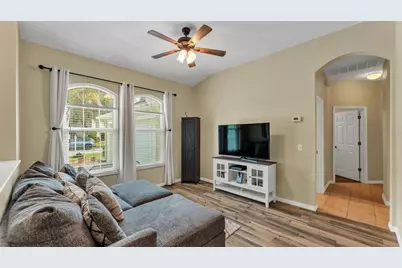 2803 Spring Meadow Drive, Plant City, FL 33566 - Photo 10