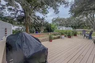 1740 Cherry Ln, Lakeland, FL 33811 - Photo 24