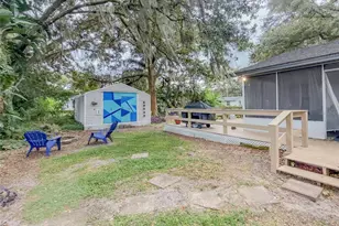 1740 Cherry Ln, Lakeland, FL 33811 - Photo 22