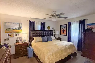 1740 Cherry Ln, Lakeland, FL 33811 - Photo 28