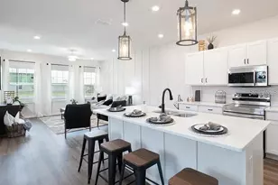 519 Windy Willow Wy, Saint Cloud, FL 34771 - Photo 6