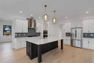 5389 Delphi Hills Cir, Lakeland, FL 33812 - Photo 8