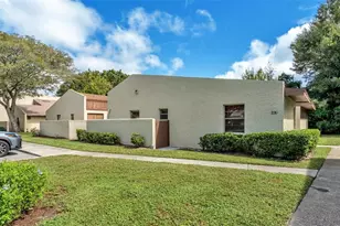 1880 N Crystal Lake Dr, Lakeland, FL 33801 - Photo 4