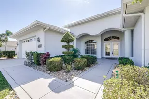 2692 Huntington Hills Dr, Lakeland, FL 33810 - Photo 2