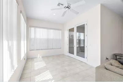 2692 Huntington Hills Dr, Lakeland, FL 33810 - Photo 6