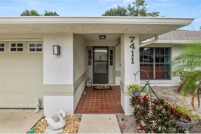 7411 Floral Circle E, Lakeland, FL 33810 - Photo 2