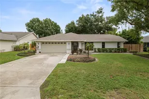 7411 Floral Cir E, Lakeland, FL 33810 - Photo 1