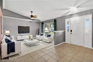 7411 Floral Cir E, Lakeland, FL 33810 - Photo 6